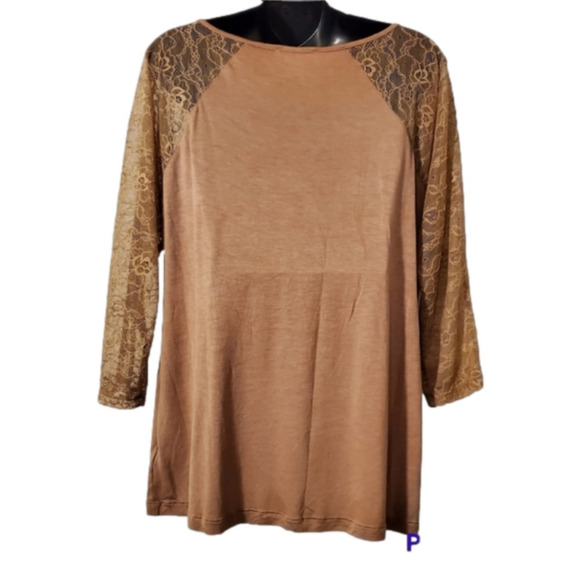 Forever 21 - Lightweight Top with Lace Sleeves - XL - Picture 2 of 4
